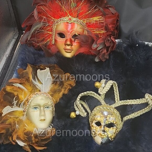 set 3 Harlequin Jester Masquerade Mask Mardi Gras wall art Mask 7x8, 11x9, 6x7 - Picture 1 of 6